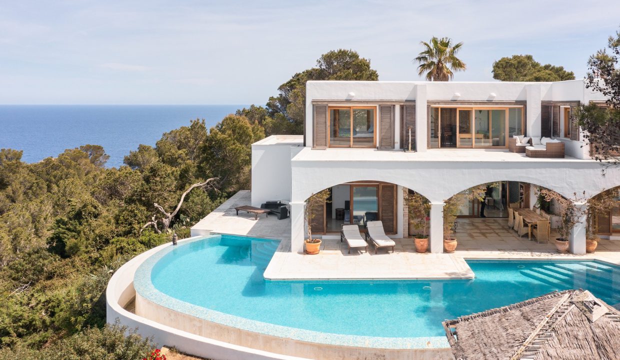 private-peninsula-with-access-to-the-sea (1)