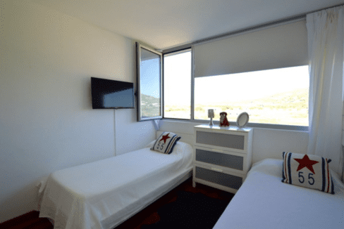 ibiza flat botafoch 37